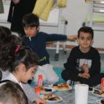 ADIYAMAN (PERRE) - Sibel TURAN-BerfinGÜRBÜZ - Abuzer Hatice Yıldırım İlkokulu anasınıfı öğrencileri, Ramazan ayı dolayısıyla Niyazi Mısri Camii'nde düzenlenen "Maarifin Kalbinde Ramazan" temalı etkinlikte tekne oruçların...