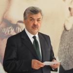 ADIYAMAN (PERRE) - (Şeriban ÖZÇAKMAK-Berfin GÜRBÜZ) - Adıyaman'a 'Yeni Evim, İlk İftarım' programı kapsamında gelen Ahmet Büyükgümüş, AK Parti İl Başkanlığı binasında düzenlenen basın toplantısında açıklamalarda bulundu.