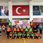 ADIYAMAN (PERRE) - Şeriban ÖZÇAKMAK - Adıyaman Gençlik ve Spor İl Müdürlüğü tarafından 19 Mayıs Atatürk'ü Anma, Gençlik ve Spor Bayramı etkinlikleri kapsamında düzenlenen yıldız kız ve erkek hentbol müsabakalarında genç...
