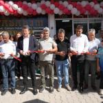 ADIYAMAN (PHA) - Adıyaman Belediyesi Kadın ve Gençlik Merkezi’nde (ADIMEK) verilen kuaförlük kurslarına iki yıl boyunca katılan ve azmiyle örnek bir başarıya imza atan Songül Dirik, aldığı eğitimlerin ardından kendi iş y...