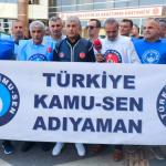 ADIYAMAN (PHA) - Fatma Didar Yıldırım - Türkiye Kamu-Sen Adıyaman İl Başkanı Nejdet İrfan Tokur, Adıyaman Eğitim ve Araştırma Hastanesi önünde sendika üyeleriyle birlikte basın açıklaması yaptı.