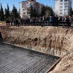 ADIYAMAN (PERRE) - Şeriban ÖZÇAKMAK - Adıyaman Belediye Başkanı Abdurrahman Tutdere, Karapınar Mahallesi'nde Ankara Büyükşehir Belediyesi iş birliğiyle yapılacak Atatürk Parkı'nın temelini attı.