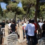 ŞANLIURFA (PHA) - Şanlıurfa’da, kaza yapan araçtaki yaralılara yardım ederken kaza mahalline dalan otobüsün çarpması sonucu hayatını kaybeden İhlas Haber Ajansı Muhabiri Muhammet Abdulkadir Esen, mezarı başında anıldı.