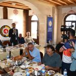 ADIYAMAN (PHA) - Adıyaman Ticaret ve Sanayi Odası Yönetim Kurulu Başkanı Mehmet Torunoğlu, Adıyaman Gastronomi Merkezini kentte görev yapan yerel ve ulusal basın temsilcilerine tanıttı.
