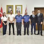 ADIYAMAN (PHA) - Adıyaman İl Emniyet Müdürlüğü kadrosunda görev yaparken görev süresini tamamlayarak il dışına tayin olan rütbeli personeller için veda töreni düzenlendi.