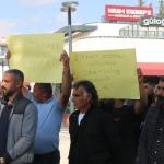 ADIYAMAN (PERRE) - Şeriban ÖZÇAKMAK - Adıyaman'da tütün alımının durdurulmasına tepki gösteren üreticiler, Meydan Camii önünde toplanarak hükümete, muhtarlara, Ziraat Odası'na ve tütün firmalarına seslendi.