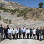 ADIYAMAN (PHA) - AK Parti Adıyaman Milletvekili Hüseyin Özhan, Tut İlçe Belediye Başkanı Ercan Öncebe ile birlikte ilçeye yeni atanan İlçe Kaymakamı Celal Güngör’ü makamında ziyaret etti.