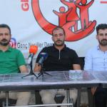 ADIYAMAN (PHA) - Selahattin ALPTEKİN - Adıyaman’da faaliyet gösteren Genç Nesiller Derneği, kuruluşunun birinci yıl dönümünü genç sivil toplum kuruluşlarıyla birlikte düzenlediği istişare ve değerlendirme yemeğiyle kutla...