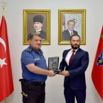 ADIYAMAN (PHA) - Adıyaman İl Emniyet Müdürlüğü kadrosunda görev yaparken görev süresini tamamlayarak il dışına tayin olan rütbeli personeller için veda töreni düzenlendi.