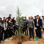 ADIYAMAN (PERRE) - Şeriban ÖZÇAKMAK - Adıyaman'ın Kayaönü Köyü'nde "Şehitlerimiz İçin Her Bir Fidan, Geleceğimiz İçin Bin Nefes" projesi kapsamında etkinlik düzenlendi.