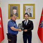 ADIYAMAN (PHA) - Adıyaman İl Emniyet Müdürlüğü kadrosunda görev yaparken görev süresini tamamlayarak il dışına tayin olan rütbeli personeller için veda töreni düzenlendi.