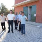 ADIYAMAN (PHA) - Adıyaman Belediye Başkanı Abdurrahman Tutdere, K13 ve Örenli TOKİ konutlarında yaşanan su sorununa yönelik Su İşleri Müdürlüğü ekipleri tarafından yürütülen çalışmaları yerinde inceledi.