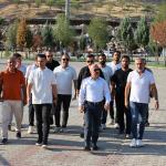 ADIYAMAN (PHA) - Şeriban ÖZÇAKMAK - Adıyaman Valisi Osman Varol, Beşpınar Piknik ve Mesire alanında vatandaşlarla bir araya geldi.
