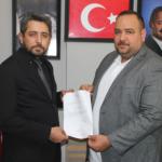 ADIYAMAN (PHA) - Mustafa TEKİN – Anahtar Parti Adıyaman İl Başkanlığı’nda düzenlenen törenle, Besni İlçe Başkanlığı görevine Ziraat Mühendisi ve Sanayici Ahmet Tevfik Dayan atandı.