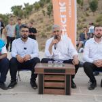 ADIYAMAN (PHA) - Mustafa KAMIŞ – Kahta Belediyesi Gençlik Meclisi tarafından “Güçlü Kahta, Güçlü Gençlik ile Mümkün” sloganıyla düzenlenen Kariyer ve Gençlik Buluşmaları, tarihi Cendere Köprüsü’nde gerçekleştirildi.