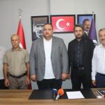 ADIYAMAN (PHA) - Mustafa TEKİN – Anahtar Parti Adıyaman İl Başkanlığı’nda düzenlenen törenle, Besni İlçe Başkanlığı görevine Ziraat Mühendisi ve Sanayici Ahmet Tevfik Dayan atandı.