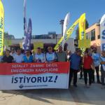 ADIYAMAN (PHA) - Murat KAYIŞ - KESK Adıyaman Şubeler Platformu, kamu görevlileri toplu sözleşme sürecinde hükümetin sunduğu teklifin yetersiz olduğunu belirterek 18 Ağustos’ta 1 günlük iş bırakma eylemi yapacaklarını açı...