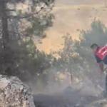 ADIYAMAN (PHA) - Adıyaman’ın Besni ilçesinde ormanlık alanda çıkan yangın itfaiye ekipleri tarafından kontrol altına alınmaya çalışılıyor.