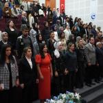 ADIYAMAN (PERRE) - Şeriban ÖZÇAKMAK - 2025 Aile Yılı kapsamında Adıyaman Valiliği ile Adıyaman Üniversitesi iş birliğinde hayata geçirilen Anne Üniversitesi, düzenlenen açılış programıyla başladı.