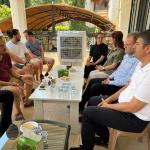 ADIYAMAN (PHA) - Türkiye Belediyeler Birliği (TBB) Başkan Vekili ve Mersin Büyükşehir Belediye Başkanı Vahap Seçer, ev hapsinde tutulan ve görevinden uzaklaştırılan Adıyaman Belediye Başkanı Abdurrahman Tutdere’yi evinde...