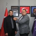 ADIYAMAN (PHA) - Mustafa TEKİN – Anahtar Parti Adıyaman İl Başkanlığı’nda düzenlenen törenle, Besni İlçe Başkanlığı görevine Ziraat Mühendisi ve Sanayici Ahmet Tevfik Dayan atandı.