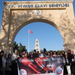 ADIYAMAN (PERRE) - Şeriban ÖZÇAKMAK - Hedef Kızılelma Derneği, "Adıyaman'dan Kızılelma'ya" temasıyla 14-17 Kasım tarihleri arasında 41 üniversiteli genç ile birlikte Çanakkale ve Ankara'ya giderek anlamlı bir program ger...