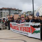 ADIYAMAN (PERRE) - Şeriban ÖZÇAKMAK - Adıyaman Filistin Dayanışma Platformu tarafından cuma namazı sonrası düzenlenen basın açıklamasında, İsrail'in Gazze başta olmak üzere bölgede sürdürdüğü saldırılar protesto edildi.