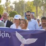 ADIYAMAN (PHA) - Murat KAYIŞ – Şeriban ÖZÇAKMAK – Adıyaman Emek ve Demokrasi Platformu tarafından, 1 Eylül Dünya Barış Günü dolayısıyla yürüyüş düzenlendi.