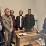 ADIYAMAN (PERRE) - Sağlık-Sen Adıyaman Şube Başkanı Yakub Çelik, beraberindeki yönetim kurulu üyeleriyle birlikte Adıyaman İl Sağlık Müdürlüğü'ndeki birimleri ziyaret ederek sağlık çalışanlarının talep ve isteklerini din...