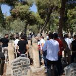 ŞANLIURFA (PHA) - Şanlıurfa’da, kaza yapan araçtaki yaralılara yardım ederken kaza mahalline dalan otobüsün çarpması sonucu hayatını kaybeden İhlas Haber Ajansı Muhabiri Muhammet Abdulkadir Esen, mezarı başında anıldı.