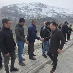 ADIYAMAN (PERRE) - Şeriban ÖZÇAKMAK - Gölbaşı Kaymakamı Kadir Algın, Hamzalar Köyü'nde inşa edilen deprem konutlarının anahtar teslim törenine katılarak hak sahibi vatandaşlara anahtarlarını teslim etti.