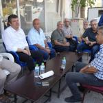 ADIYAMAN (PHA) - Adıyaman Belediye Başkanı Abdurrahman Tutdere, sabah saatlerinde Erdem Caddesi’ndek esnafla bir araya gelerek kahvaltı yaptı, esnafın ihtiyaçlarını dinledi.