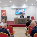ADIYAMAN (PERRE) - Sibel TURAN- Gazeteci, şair ve yazar Hüseyin Turhal, Adıyaman'ın manevi dünyasına ışık tutan yeni eseri "Ape Aziz Dede" için düzenlenen imza gününde adeta sevgi seliyle karşılaştı.