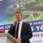 ADIYAMAN (PERRE) - Şeriban ÖZÇAKMAK - Adıyaman Belediyesi ile hayırsever iş insanı Abdulgani Binici'nin iş birliğiyle yapımı tamamlanan Sırrı Süreyya Önder Parkı ve Okuma Salonu düzenlenen törenle hizmete açıldı.