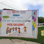 ADIYAMAN (PERRE) - Şeriban ÖZÇAKMAK - Adıyaman Şehit Engin Tilbaç Anaokulu öncülüğünde düzenlenen okul öncesi şenliğinde minik öğrenciler ritim gösterileri, renkli stantlar ve geri dönüşüm temalı defilelerle izleyenlere...
