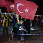 ADIYAMAN (PHA) - Fatma Didar YILDIRIM – Adıyaman Belediyesi tarafından 30 Ağustos Zafer Bayramı kutlamaları kapsamında düzenlenen Zafer Konseri, büyük bir coşkuya sahne oldu.