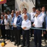 ADIYAMAN (PHA) - Şeriban ÖZÇAKMAK – Çevre, Şehircilik ve İklim Değişikliği Bakanı Murat Kurum, Adıyaman Kent Meydanı’nda depremzede esnaf için hazırlanan iki iş yerinin açılışını gerçekleştirdi.