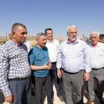 ADIYAMAN (PHA) - Gülbahar SÜNGÜ –AK Parti Adıyaman İl Başkanı Faruk Bülent Kablan, AK Parti İl ve İlçe Heyeti ile birlikte Yaylakonak Beldesin’de yapımı tamamlanan kırsal kalıcı konut alanlarını inceledi.