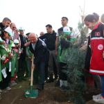 ADIYAMAN (PERRE) - Şeriban ÖZÇAKMAK- Cumhurbaşkanı Recep Tayyip Erdoğan'ın himayelerinde, Tarım ve Orman Bakanlığı koordinasyonunda yürütülen 11 Kasım Milli Ağaçlandırma Günü - Yeşil Vatan Seferberliği kapsamında, Adıyam...