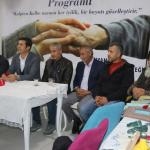 ADIYAMAN (PERRE) - Şeriban ÖZÇAKMAK-Berfin GÜRBÜZ - Adıyaman İnşaat Müteahhitleri Derneği, sosyal sorumluluk faaliyetleri kapsamında Özel Yuvamız Bakım Merkezi'nde kalan özel bireyler ve yaşlılarla bir araya gelerek çeşi...