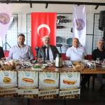 ADIYAMAN (PHA) - Şeriban ÖZÇAKMAK – Adıyaman Kantinciler Esnaf Odası Başkanı Mahmut Bereket, İl Milli Eğitim Şube Müdürü ve kantin işletmecileriyle kahvaltıda bir araya geldi.