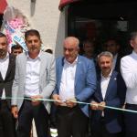 ADIYAMAN (PHA) - Şeriban ÖZÇAKMAK – Çevre, Şehircilik ve İklim Değişikliği Bakanı Murat Kurum, Adıyaman Kent Meydanı’nda depremzede esnaf için hazırlanan iki iş yerinin açılışını gerçekleştirdi.