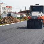 ADIYAMAN (PERRE) - Şeriban ÖZÇAKMAK - Adıyaman Belediye Başkanı Abdurrahman Tutdere, Yeni Mahalle'de yapımı tamamlanan Sırrı Süreyya Önder Parkı ile çevresinde sürdürülen asfalt çalışmalarını yerinde inceleyerek, parkın...