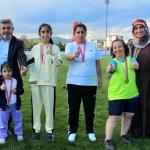 ADIYAMAN (PERRE) - Sibel TURAN-23 Nisan Ulusal Egemenlik ve Çocuk Bayramı münasebetiyle düzenlenen Özel Sporcular Bocce İl Birinciliği müsabakaları, Adıyaman Sümerevler Atletizm Pisti bocce oyun alanında gerçekleştirildi...
