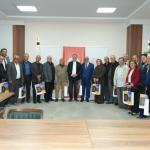 ADIYAMAN (PERRE) - Şeriban ÖZÇAKMAK - Adıyaman İl Milli Eğitim Müdürü Ali Tosun, 24 Kasım Öğretmenler Günü etkinlikleri kapsamında emekli öğretmenlerle bir araya geldi.