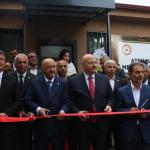 ADIYAMAN (PERRE) - Sibel TURAN-  Berfin GÜRBÜZ- Adıyaman'da Merkez ve Köy Muhtarlarını aynı çatı altında buluşturacak olan Adıyaman Merkez ve Köy Muhtarları Derneği Hizmet Binası, düzenlenen törenle hizmete açıldı.
