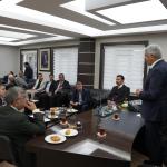 ADIYAMAN (PERRE) - Şeriban ÖZÇAKMAK - Adıyaman milletvekilleri, Kahta Kaymakamı, il ve ilçe teşkilatı yöneticileri ile kurum temsilcileri, Kahta Belediye Başkanı Mehmet Can Hallaç'ı "Halkın Makamı"nda ziyaret etti.