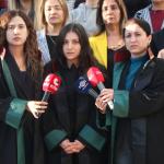 ADIYAMAN (PERRE) - (ADIYAMAN) - Adıyaman'da 2'si mağdur genç kızın akrabası olmak üzere üç sanığın yargılandığı cinsel istismar davasının karar duruşması öncesi, kadın örgütleri ve çeşitli sivil toplum kuruluşları Adıyam...