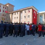 ADIYAMAN (PERRE) - Berfin GÜRBÜZ-Şeriban ÖZÇAKMAK - Adıyaman'da 19 Mayıs Atatürk'ü Anma, Gençlik ve Spor Bayramı dolayısıyla düzenlenen program, Atatürk Anıtı'na çelenk sunulmasıyla başladı.