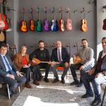 ADIYAMAN (PERRE) - Mustafa KAMIŞ - Ünlü gazeteci ve Sabah Gazetesi köşe yazarı Yavuz Donat, Kahta'ya gerçekleştirdiği ziyaret kapsamında Mehmet Can Hallaç'ı makamında ziyaret etti.